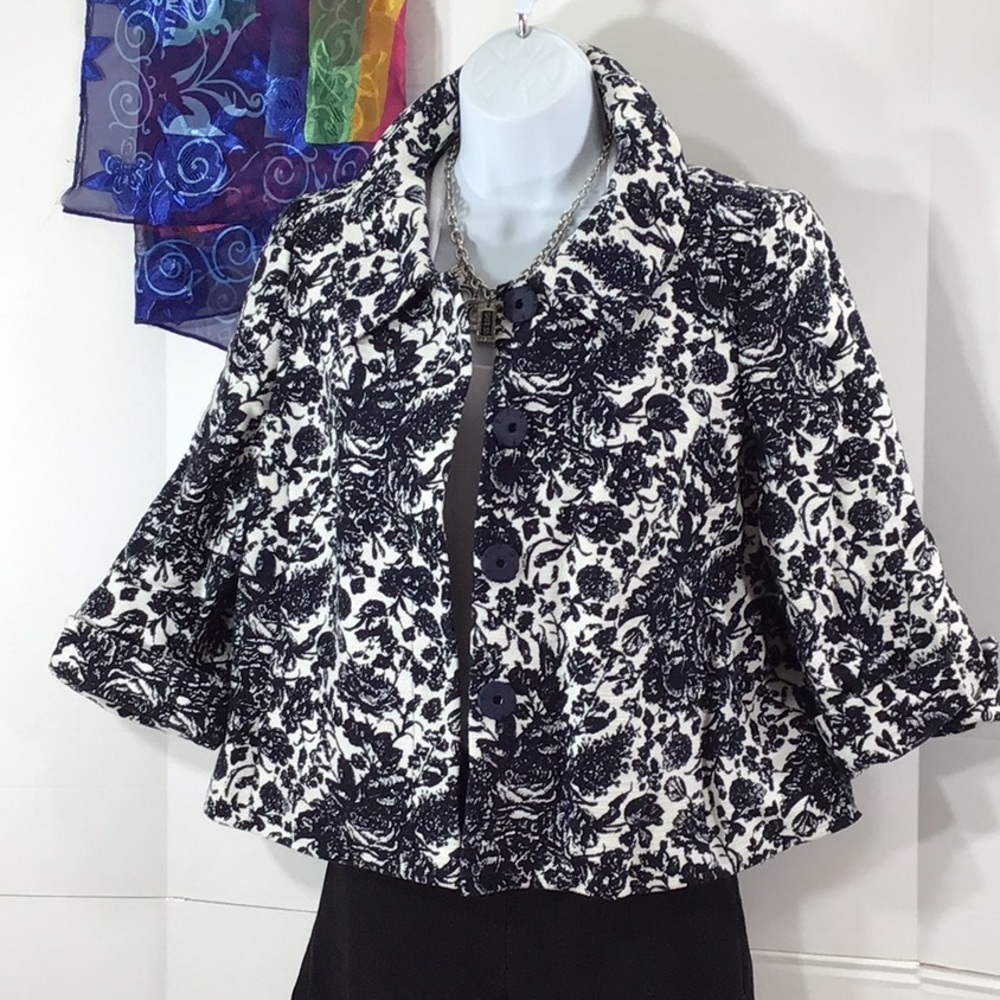 Talbots navy/white floral cropped jacket